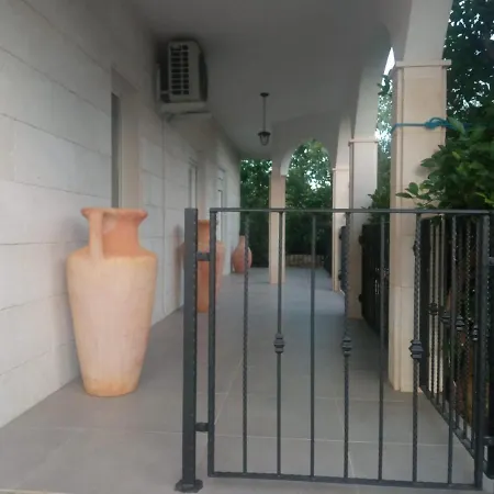 Daniela Apartment Vir Exterior photo